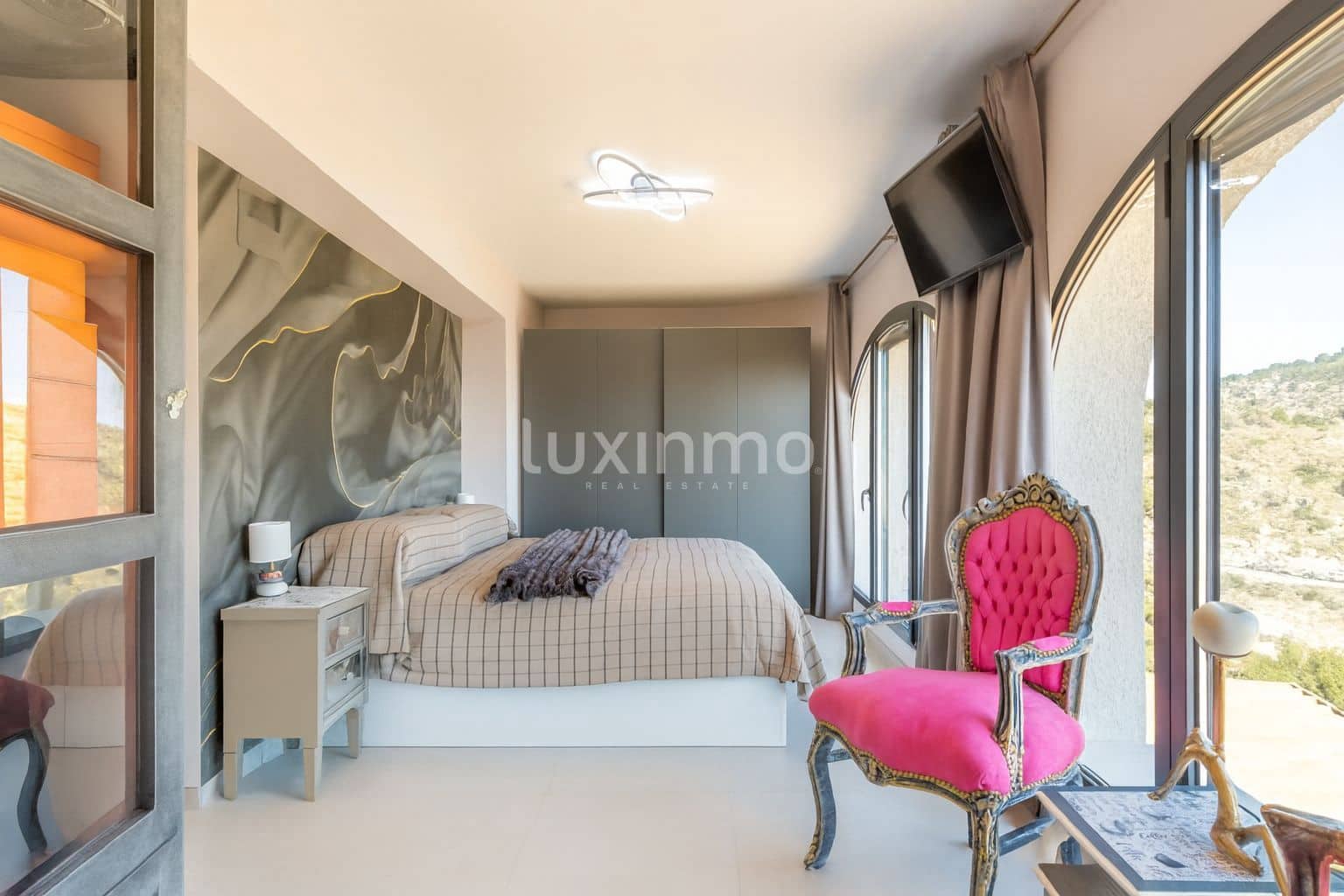 5 quarto Moradia para venda em Calpe / Calp com piscina garagem - 945 000 € (Ref: 10097290)