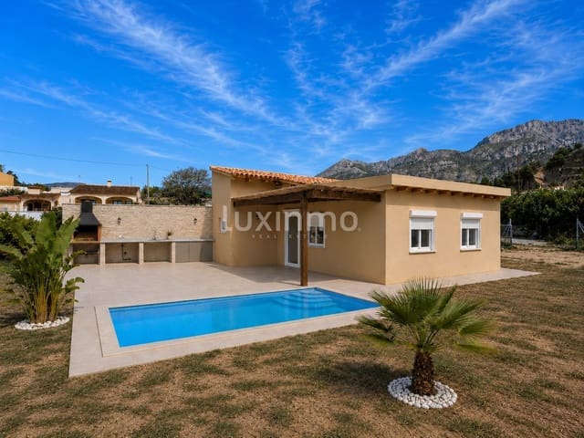 3 makuuhuone Huvila vuokrattavana paikassa Callosa d'En Sarrià mukana uima-altaan 
autotalli - 2 700 € (Ref: 10098873)