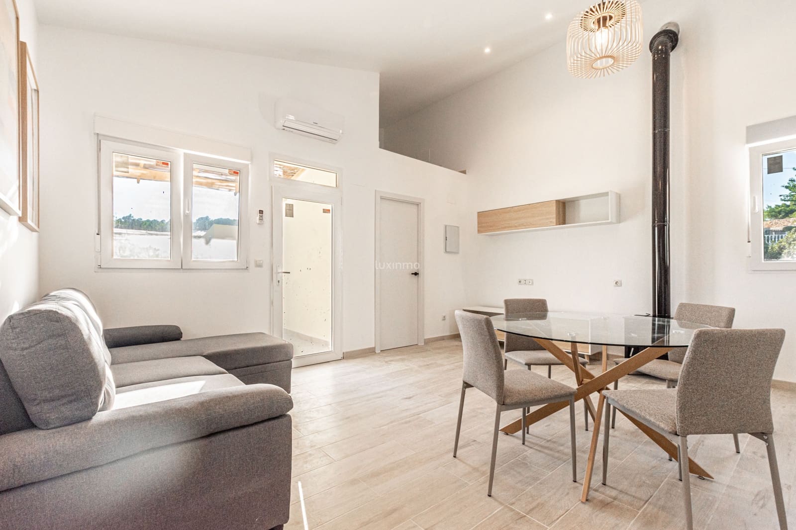 3 makuuhuone Huvila vuokrattavana paikassa Callosa d'En Sarria mukana uima-altaan 
autotalli - 2 700 € (Ref: 10098873)