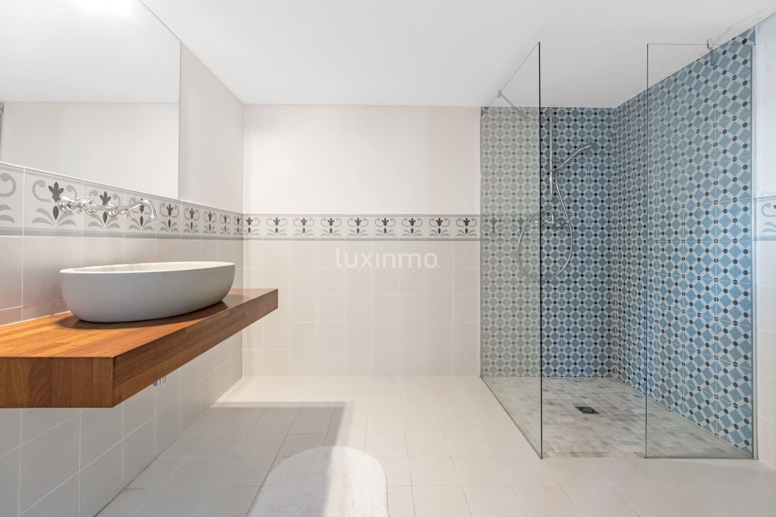6 quarto Moradia para arrendar em Albir com piscina garagem - 5 500 € (Ref: 10099037)