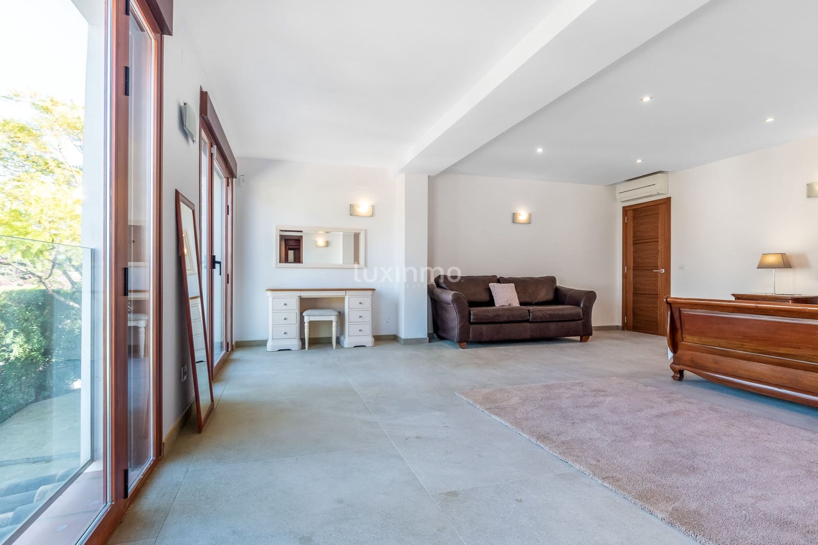 6 quarto Moradia para arrendar em Albir com piscina garagem - 5 500 € (Ref: 10099037)