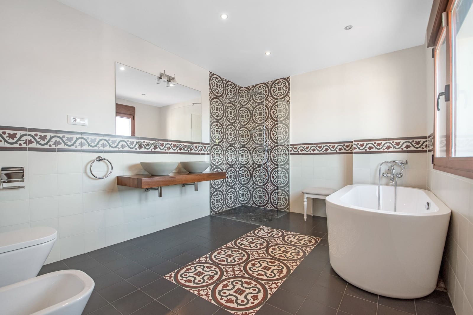 6 quarto Moradia para arrendar em Albir com piscina garagem - 5 500 € (Ref: 10099037)