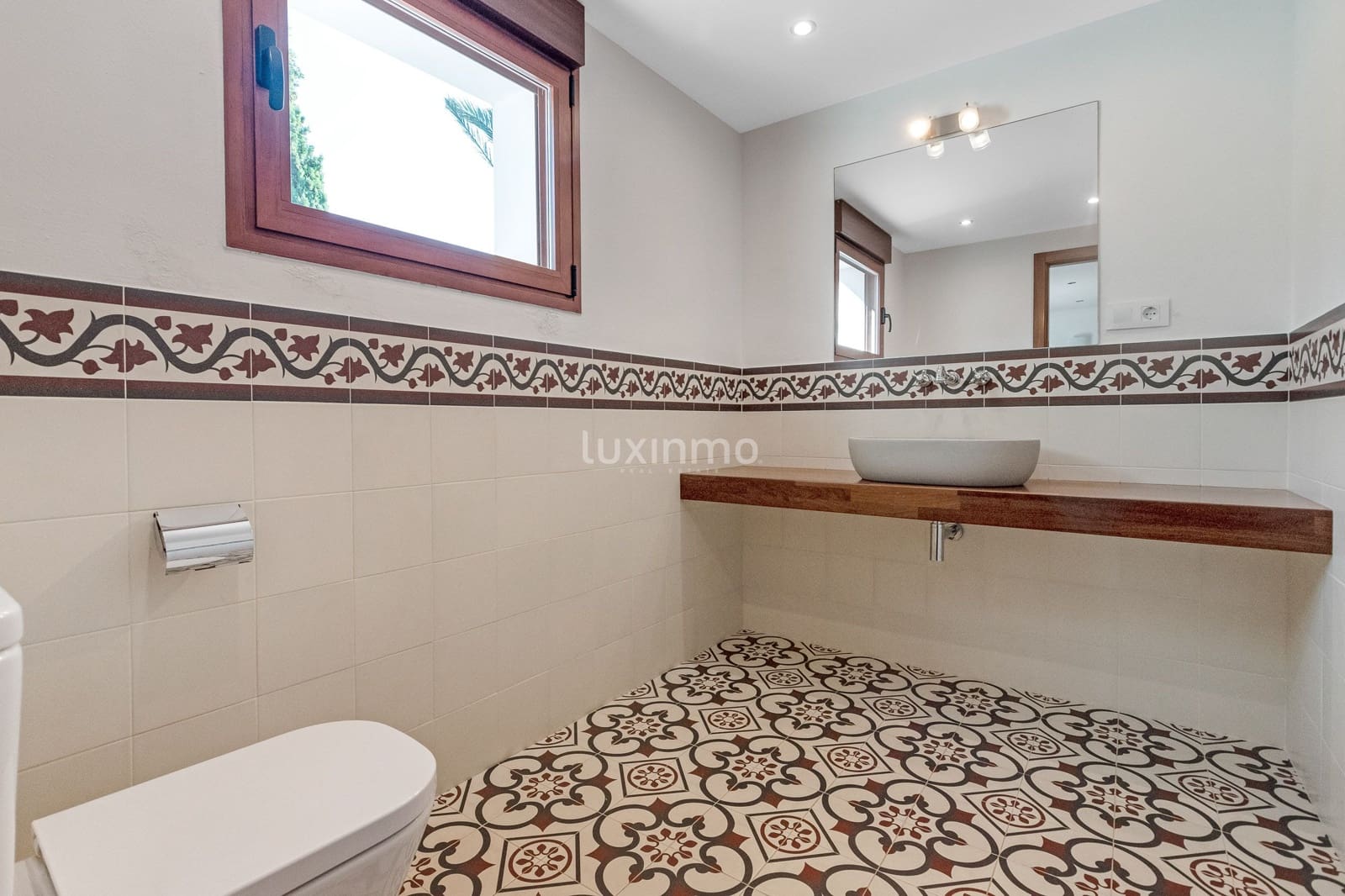 6 quarto Moradia para arrendar em Albir com piscina garagem - 5 500 € (Ref: 10099037)
