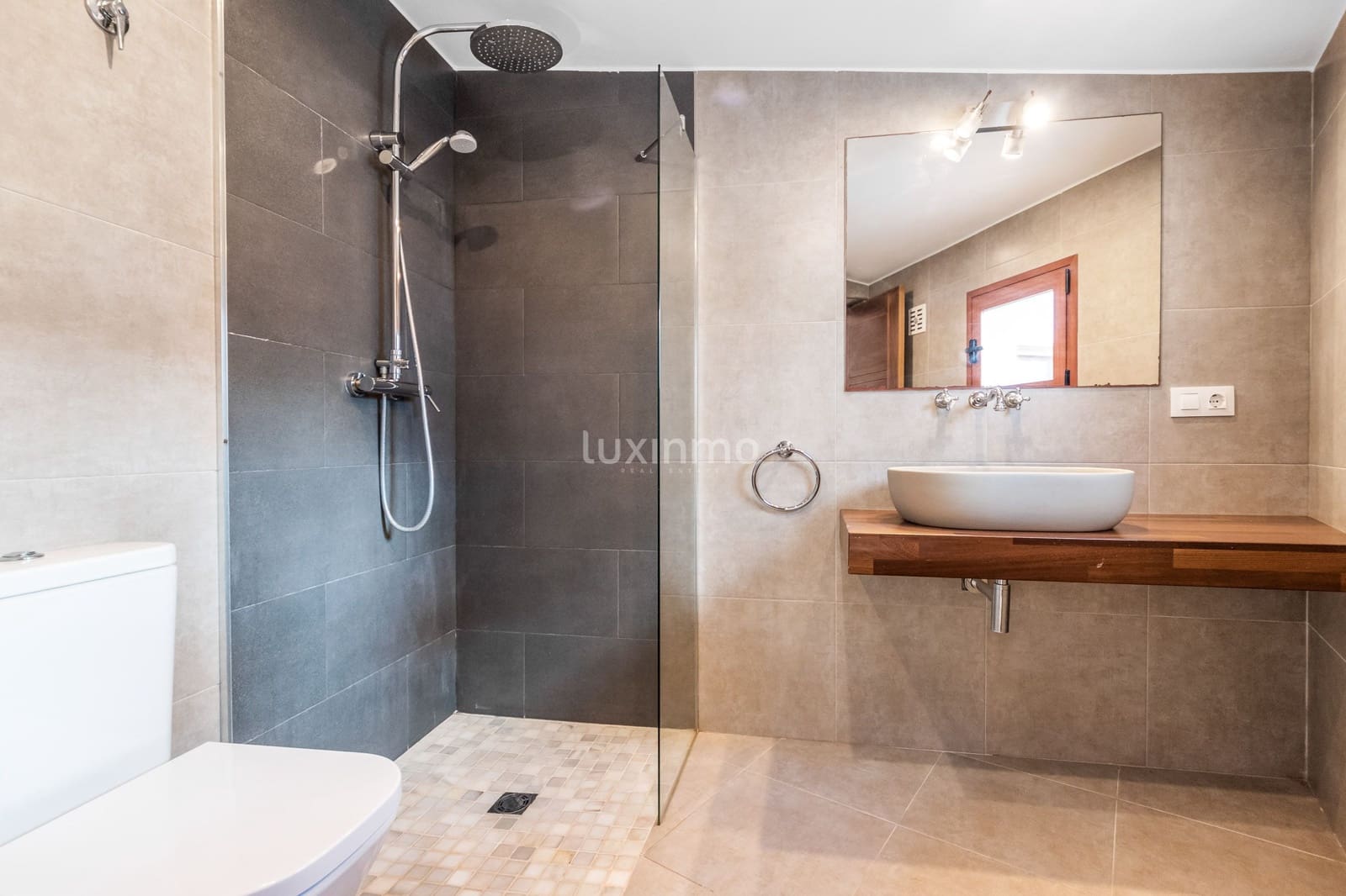 6 quarto Moradia para arrendar em Albir com piscina garagem - 5 500 € (Ref: 10099037)