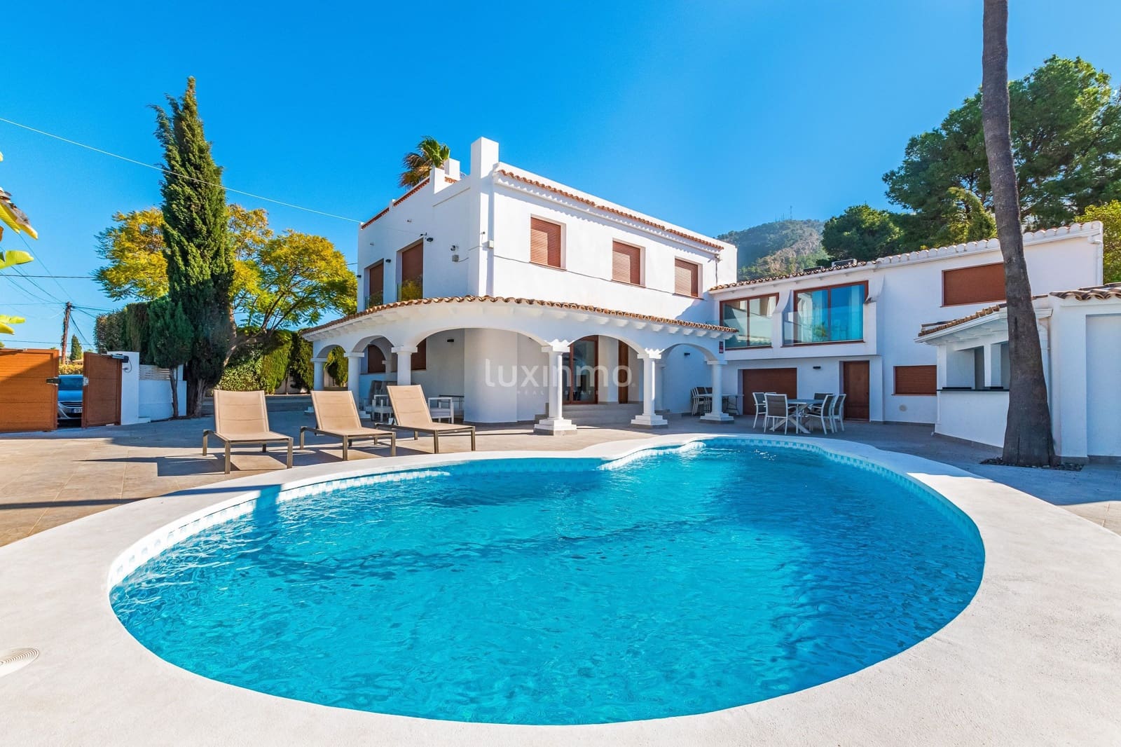 6 quarto Moradia para arrendar em Albir com piscina garagem - 5 500 € (Ref: 10099037)