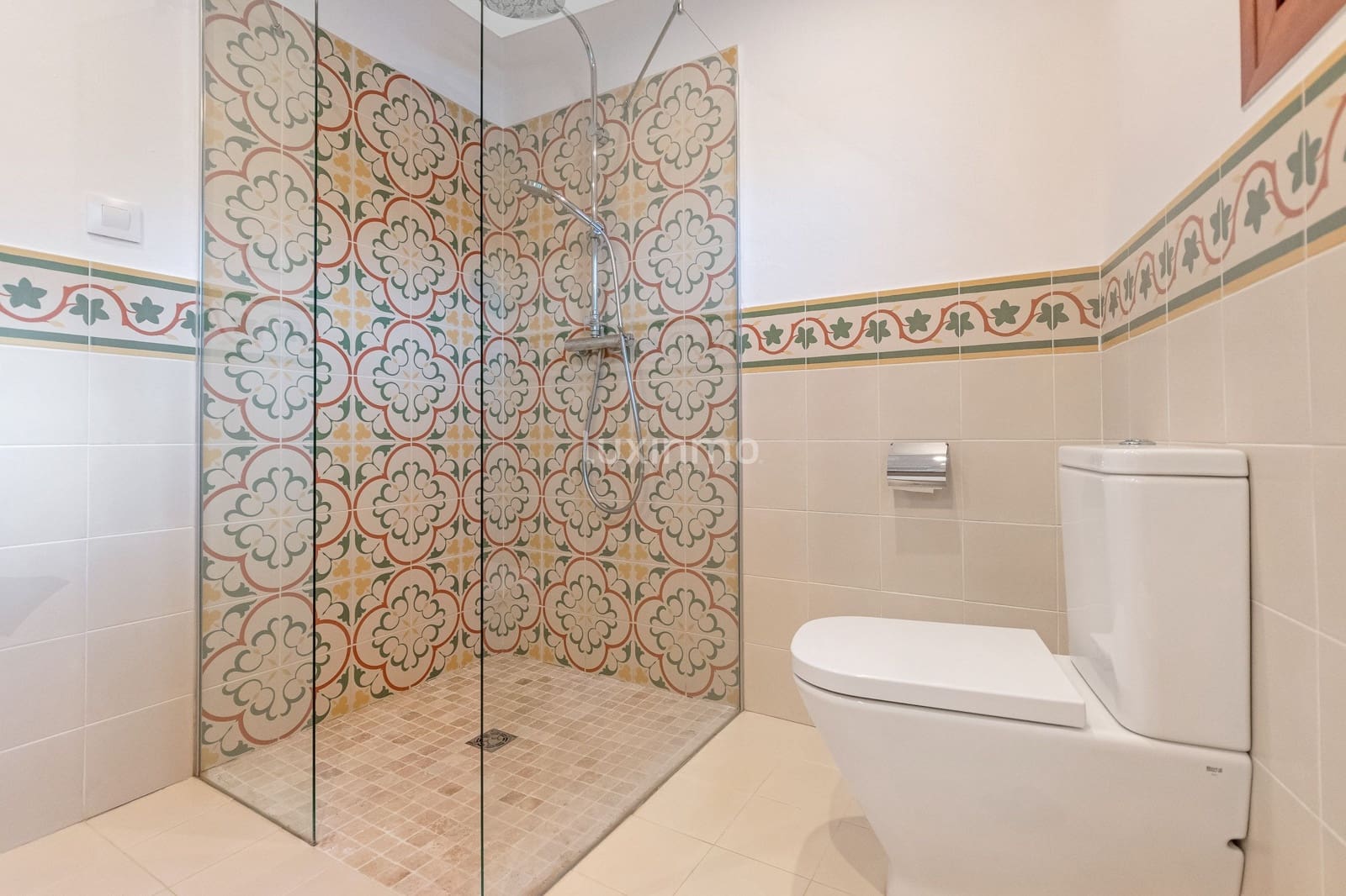 6 quarto Moradia para arrendar em Albir com piscina garagem - 5 500 € (Ref: 10099037)