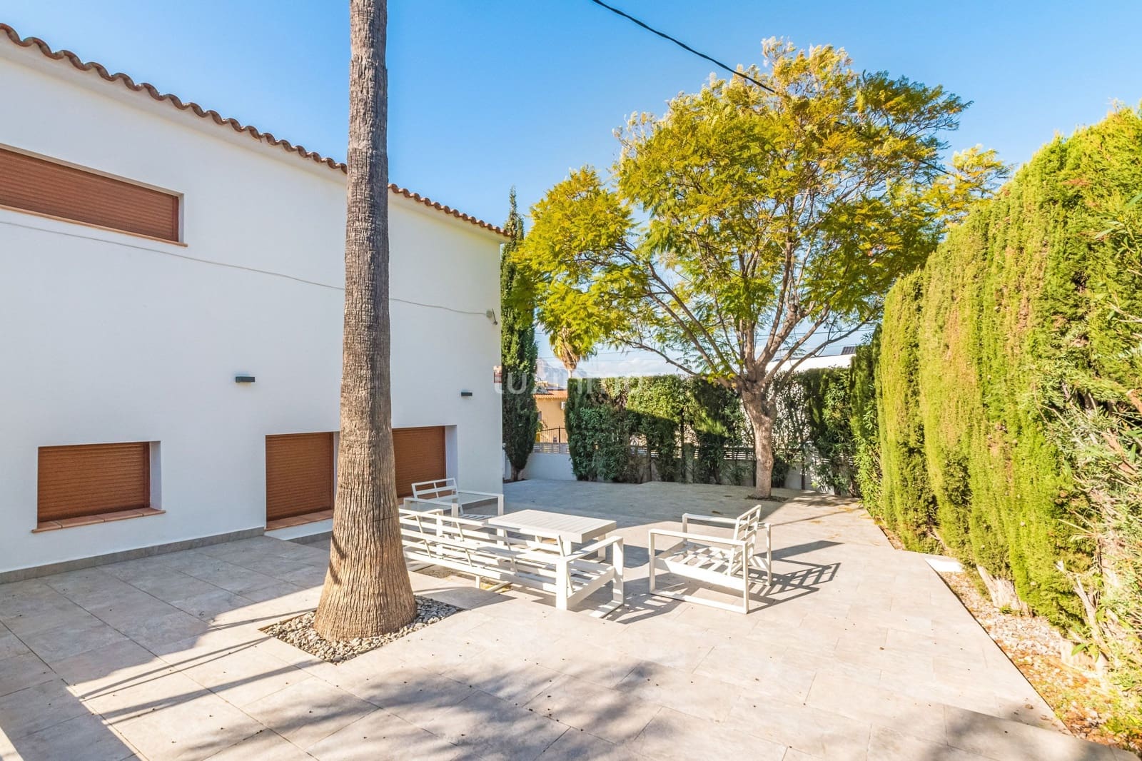 6 quarto Moradia para arrendar em Albir com piscina garagem - 5 500 € (Ref: 10099037)