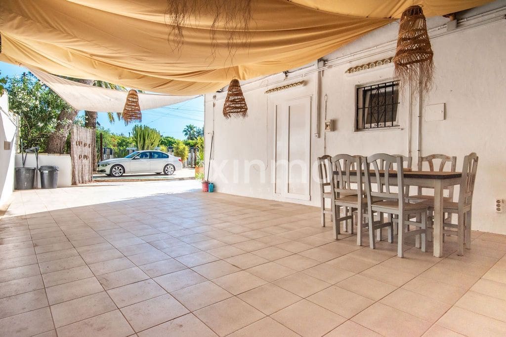 5 soverom Villa til salgs i Denia med garasje - € 590 000 (Ref: 10104350)