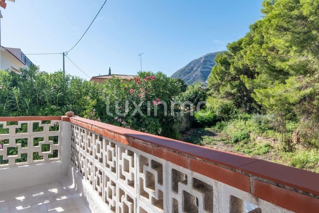 5 soverom Villa til salgs i Denia med garasje - € 590 000 (Ref: 10104350)