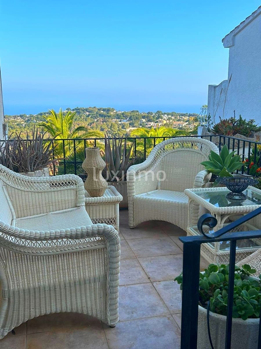 3 camera da letto Villetta a Schiera da affittare in Teulada con piscina garage - 1.995 € (Rif: 10118169)
