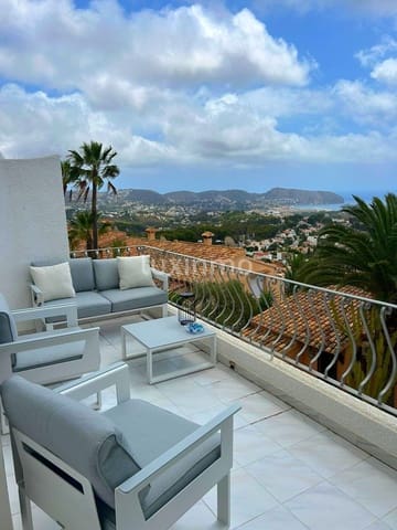 3 camera da letto Villetta a Schiera da affittare in Teulada Pueblo, Teulada-Moraira con piscina garage - 1.995 € (Rif: 10118169)
