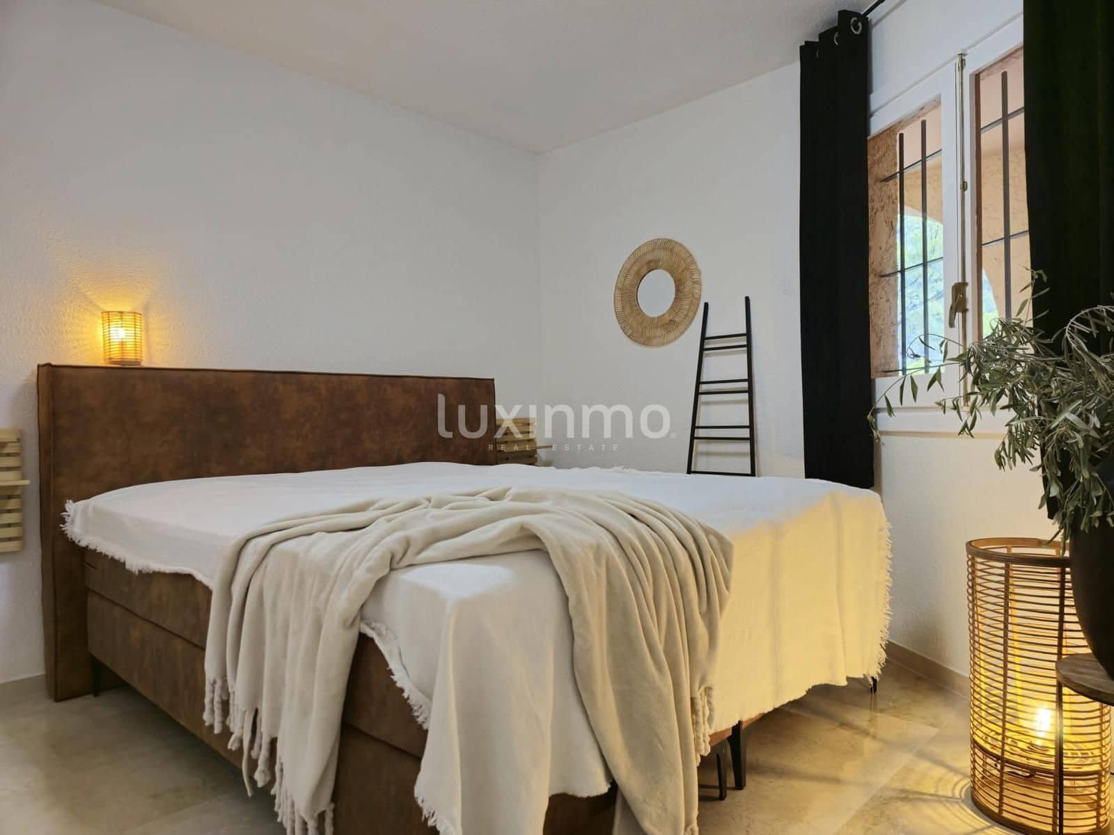 2 quarto Apartamento para arrendar em Altea com piscina garagem - 1 450 € (Ref: 10118170)