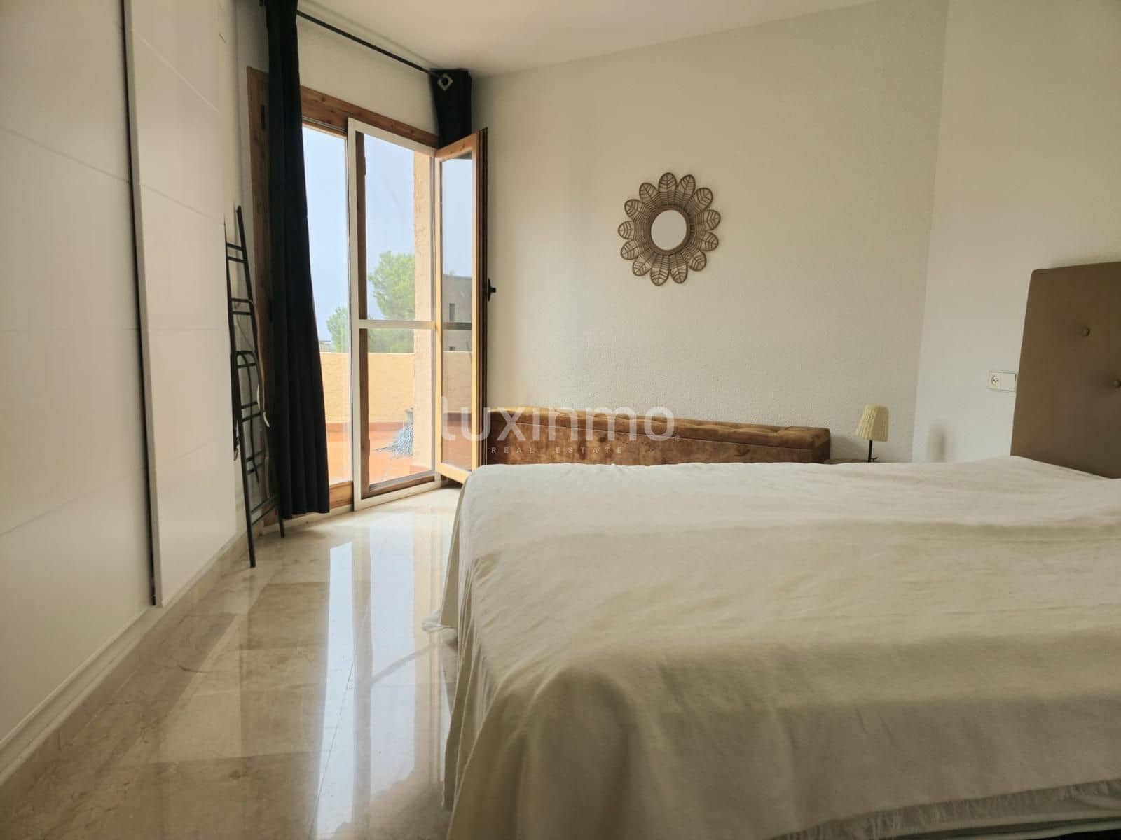 2 quarto Apartamento para arrendar em Altea com piscina garagem - 1 450 € (Ref: 10118170)