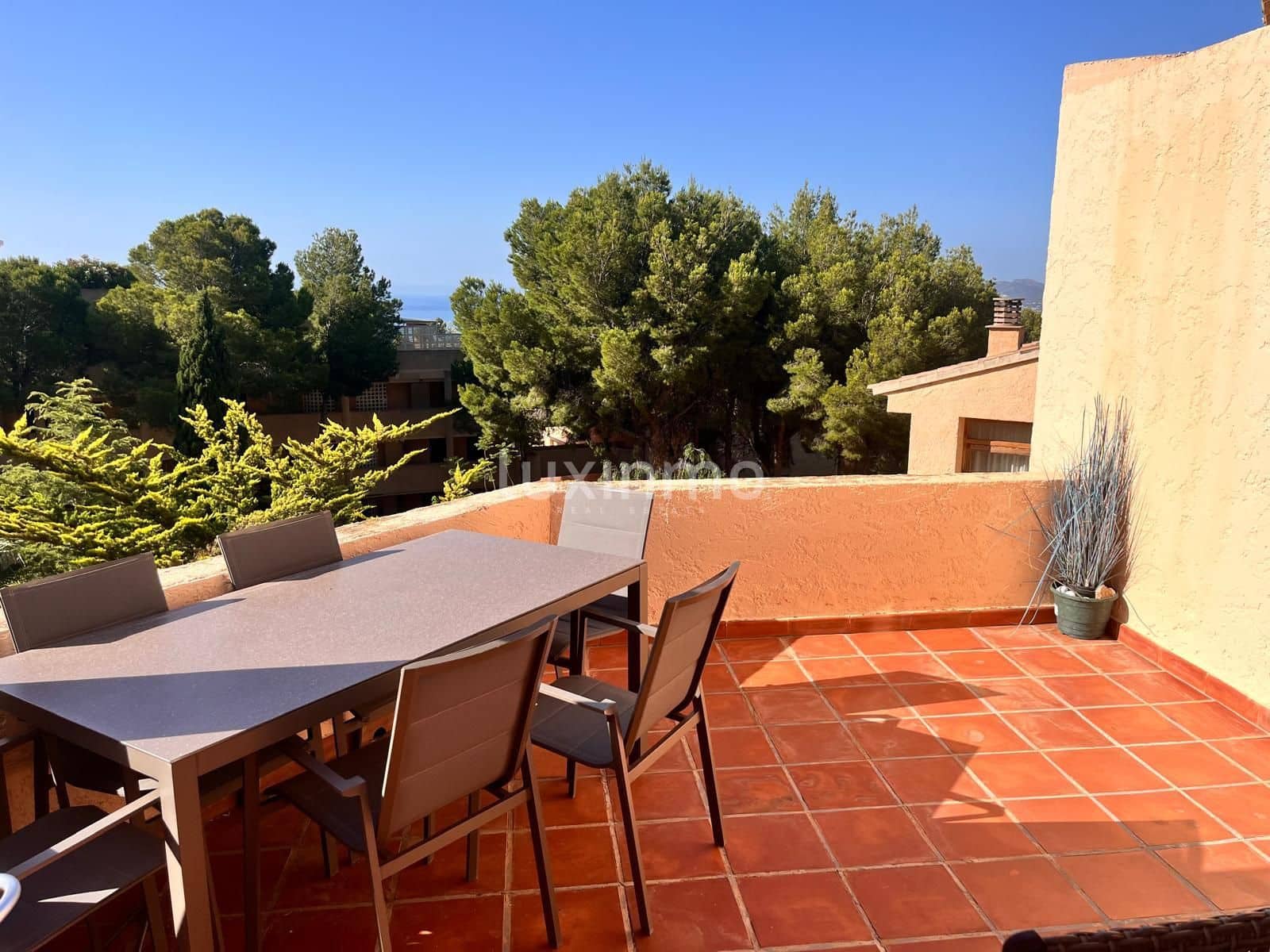2 quarto Apartamento para arrendar em Altea com piscina garagem - 1 450 € (Ref: 10118170)