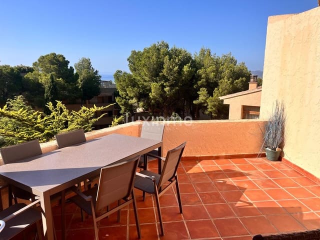 2 quarto Apartamento para arrendar em Altea com piscina garagem - 1 450 € (Ref: 10118170)