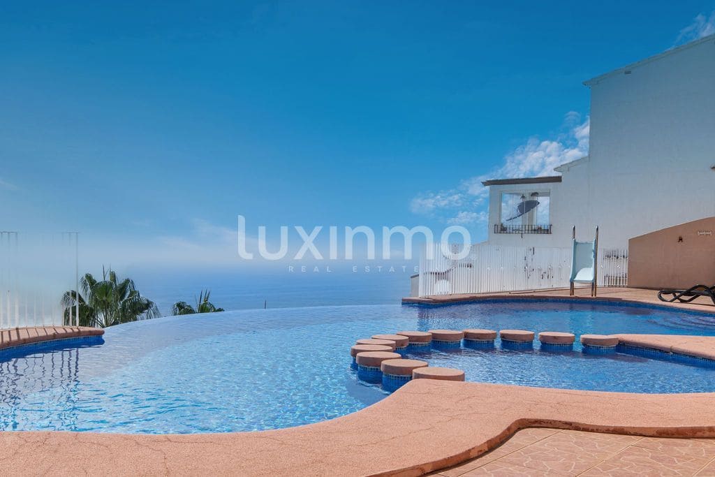 2 camera da letto Appartamento da affittare in Cumbre del Sol con piscina garage - 900 € (Rif: 10120989)