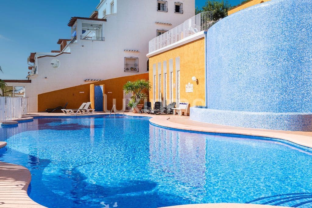 2 camera da letto Appartamento da affittare in Cumbre del Sol con piscina garage - 900 € (Rif: 10120989)