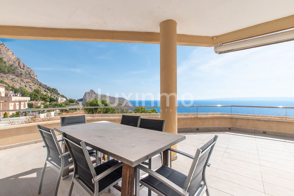 3 bedroom Apartment for sale in Altea with pool garage - € 730,000 (Ref: 10140213)