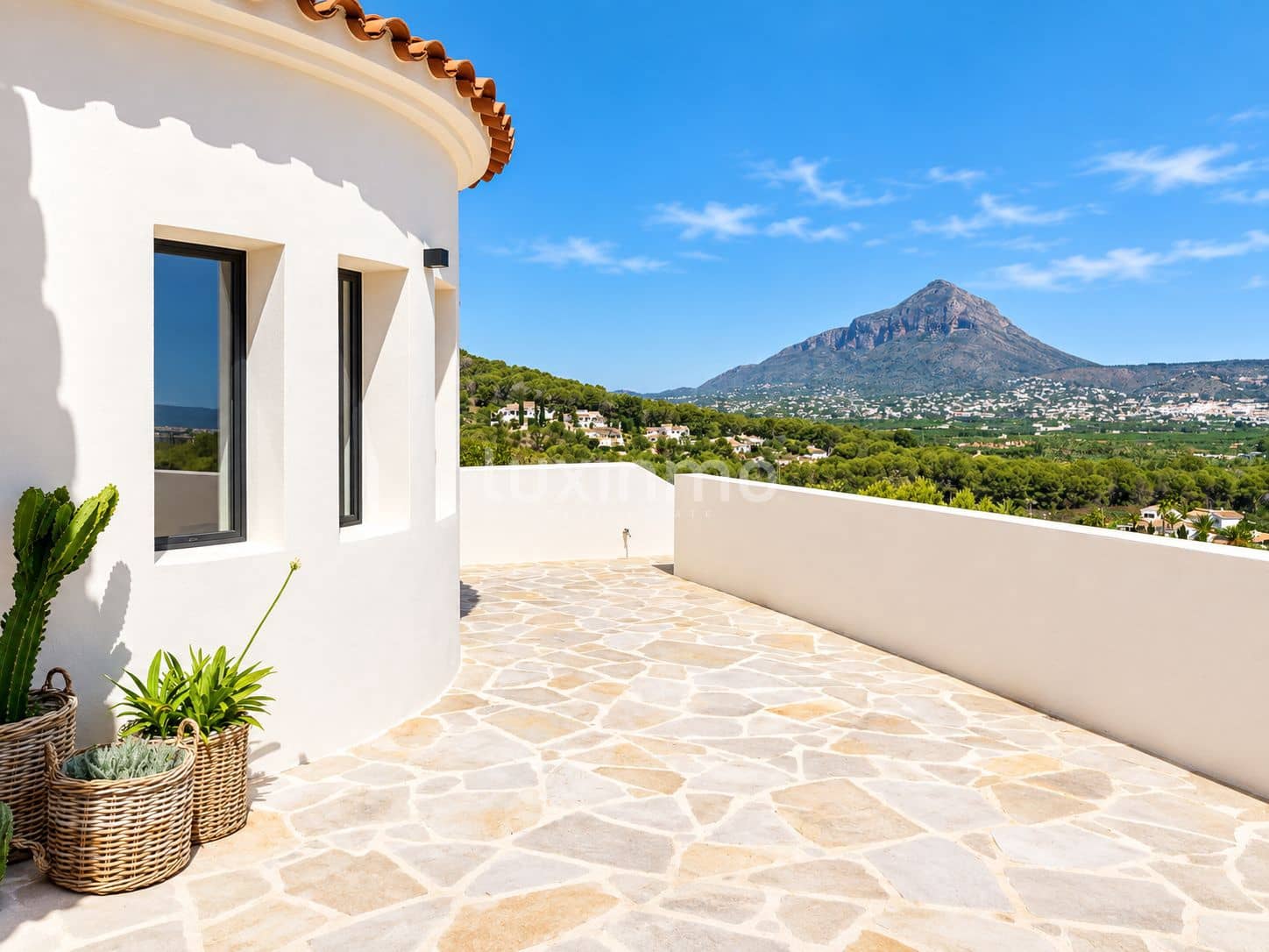 7 bedroom Villa for sale in Javea / Xabia with pool garage - € 2,495,000 (Ref: 10141371)