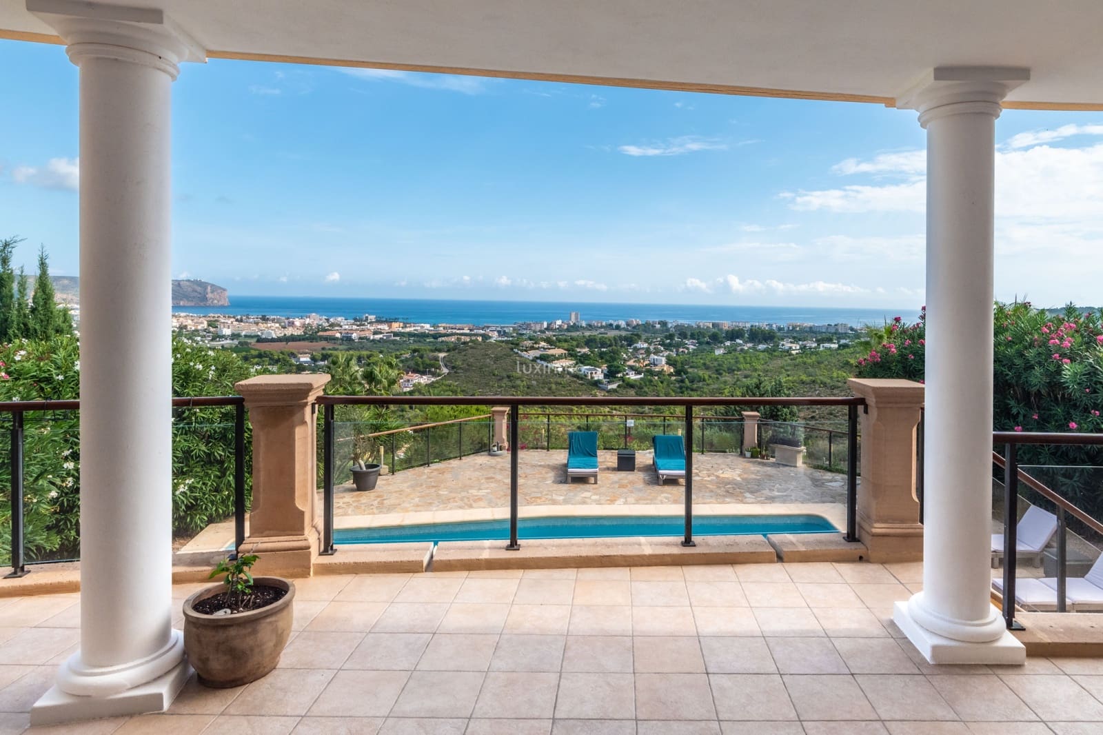 7 soveværelse Villa til salg i Javea / Xabia med swimmingpool garage - € 1.685.000 (Ref: 10145095)