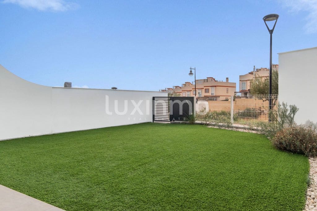 4 quarto Moradia para venda em Finestrat com piscina garagem - 480 000 € (Ref: 10145359)