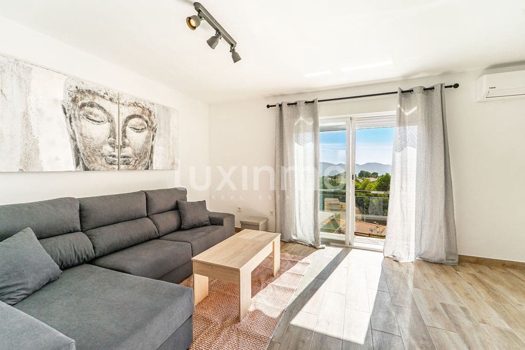 3 quarto Moradia para arrendar em La Nucia com piscina garagem - 2 300 € (Ref: 10147409)