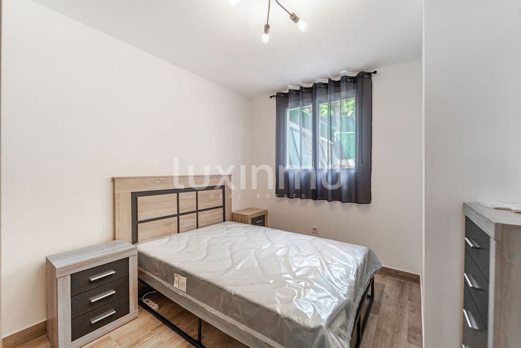 3 quarto Moradia para arrendar em La Nucia com piscina garagem - 2 300 € (Ref: 10147409)