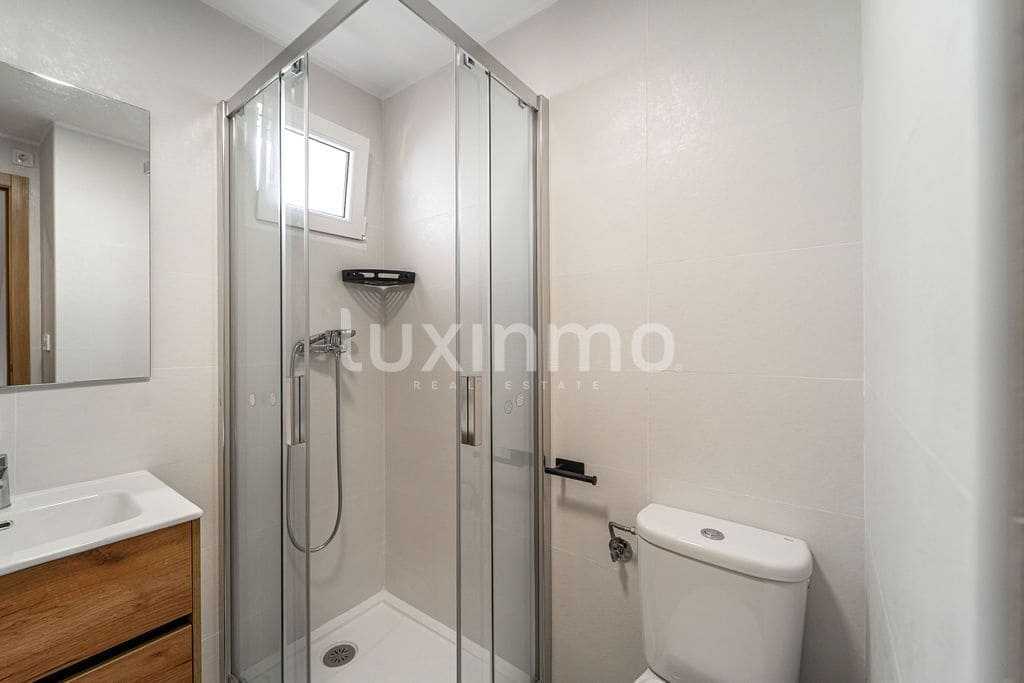 3 quarto Moradia para arrendar em La Nucia com piscina garagem - 2 300 € (Ref: 10147409)