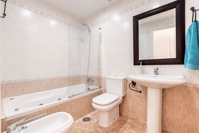 2 slaapkamer Appartement te huur in Altea met zwembad garage - € 1.300 (Ref: 10153841)