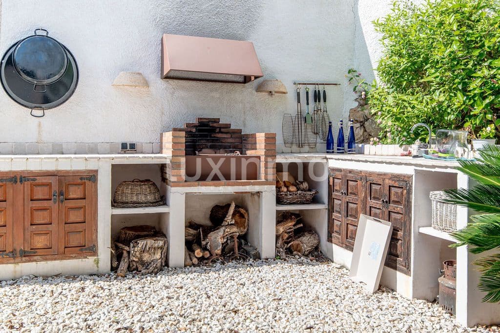 3 chambre Villa/Maison à vendre à Denia avec piscine garage - 625 000 € (Ref: 10154156)