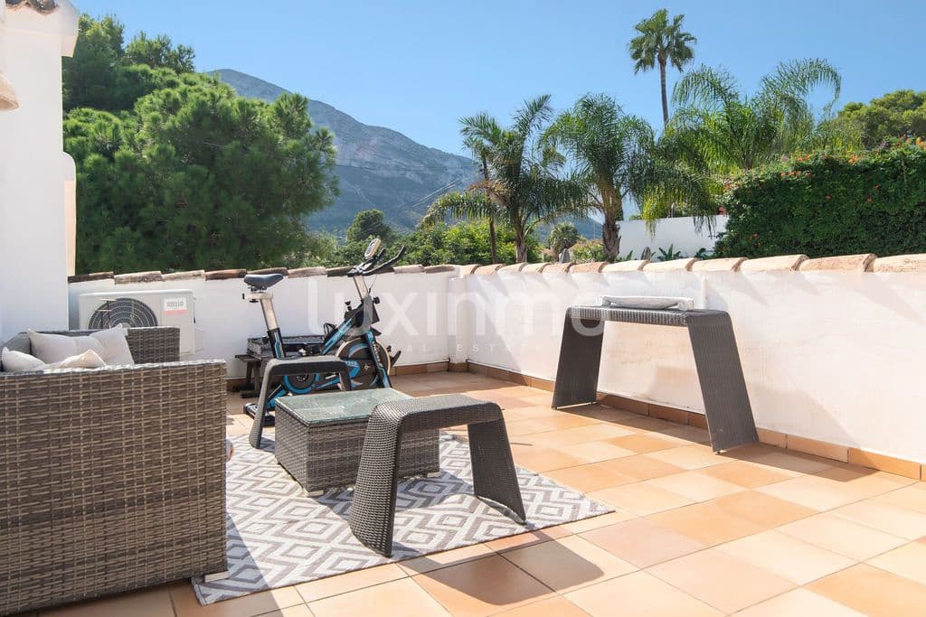 3 chambre Villa/Maison à vendre à Denia avec piscine garage - 625 000 € (Ref: 10154156)