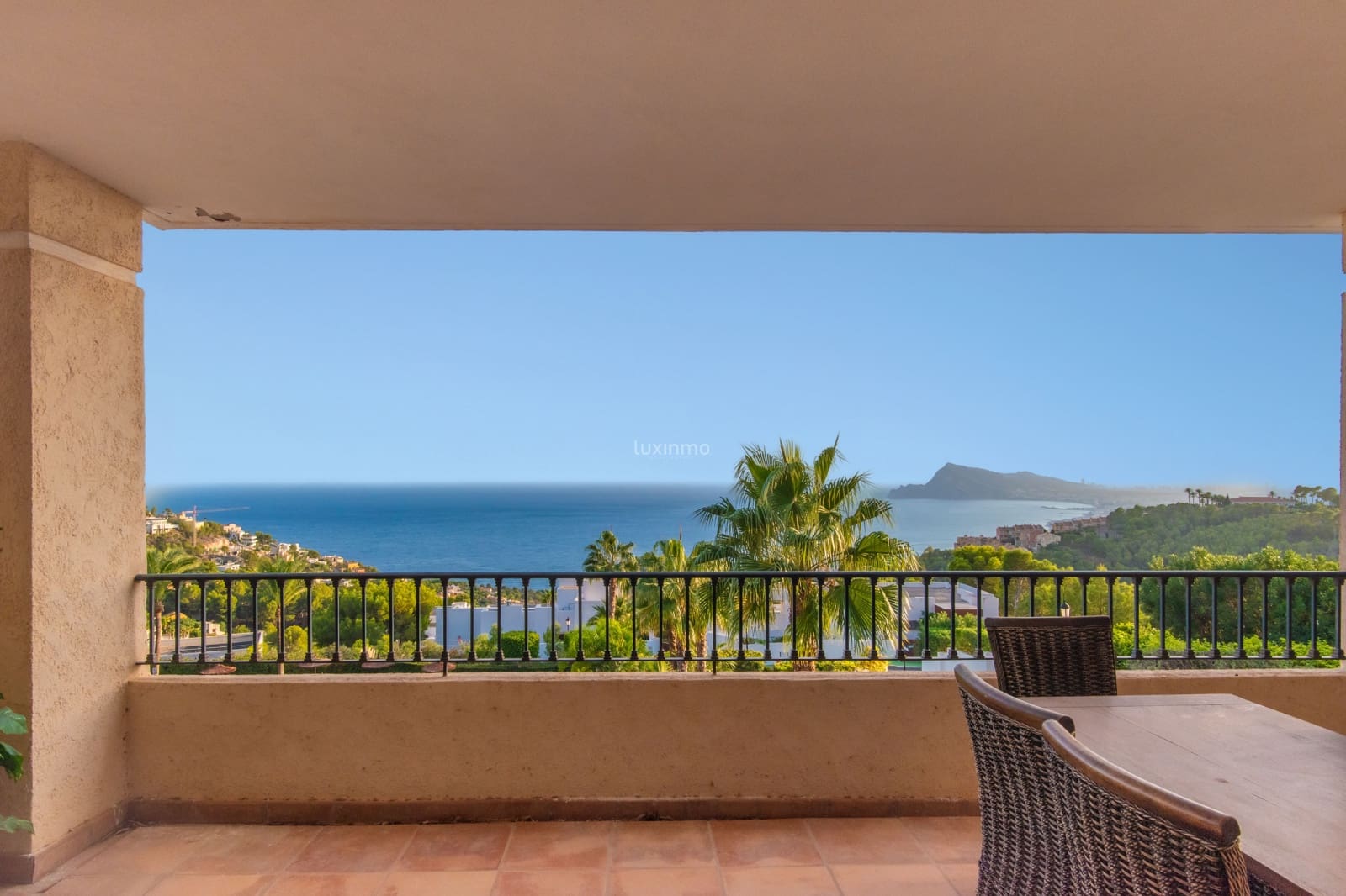 3 bedroom Apartment for sale in Altea with pool garage - € 580,000 (Ref: 10154157)