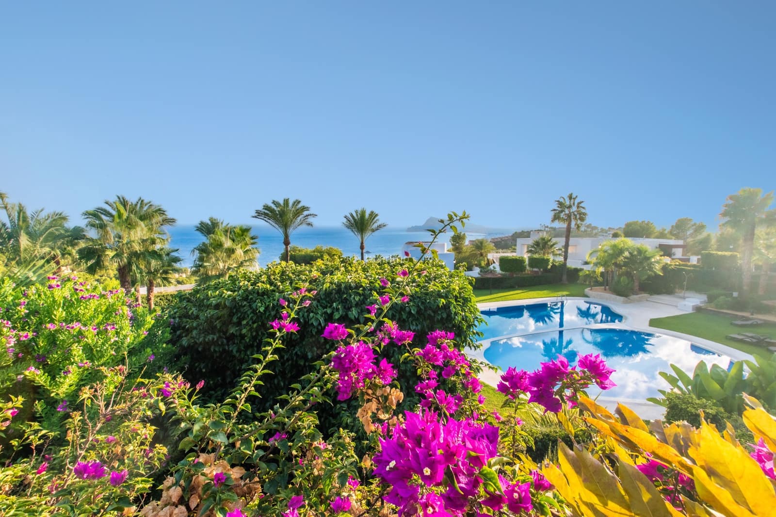 3 bedroom Apartment for sale in Altea with pool garage - € 580,000 (Ref: 10154157)