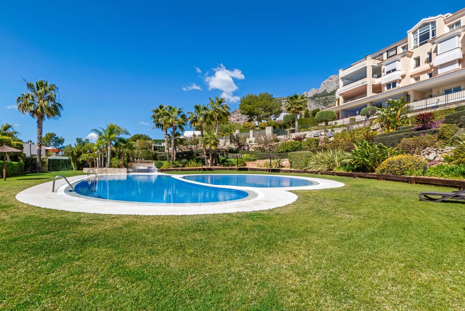 3 bedroom Apartment for sale in Altea with pool garage - € 580,000 (Ref: 10154157)