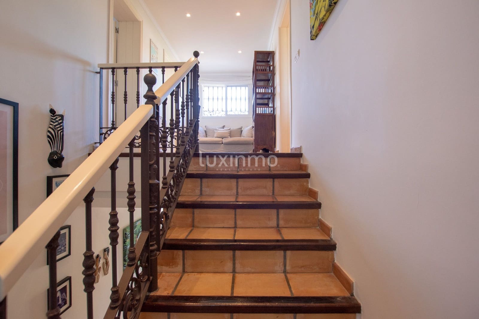5 bedroom Villa for rent in Altea with pool garage - € 4,000 (Ref: 10155579)