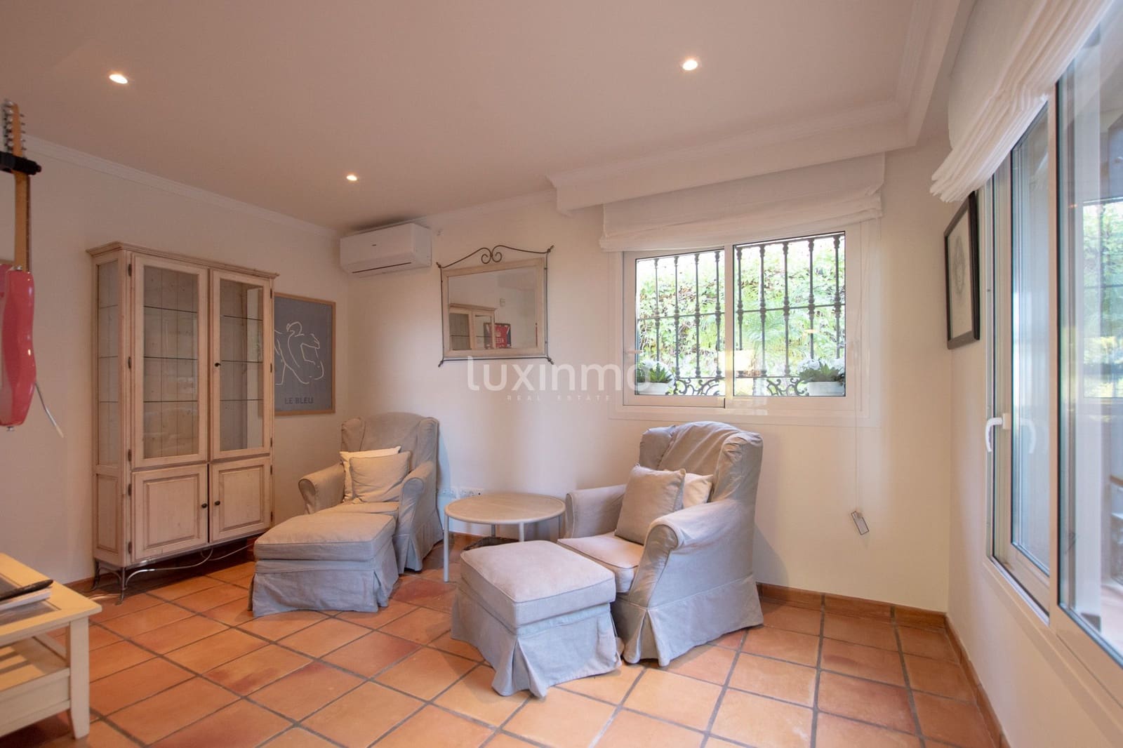 5 bedroom Villa for rent in Altea with pool garage - € 4,000 (Ref: 10155579)