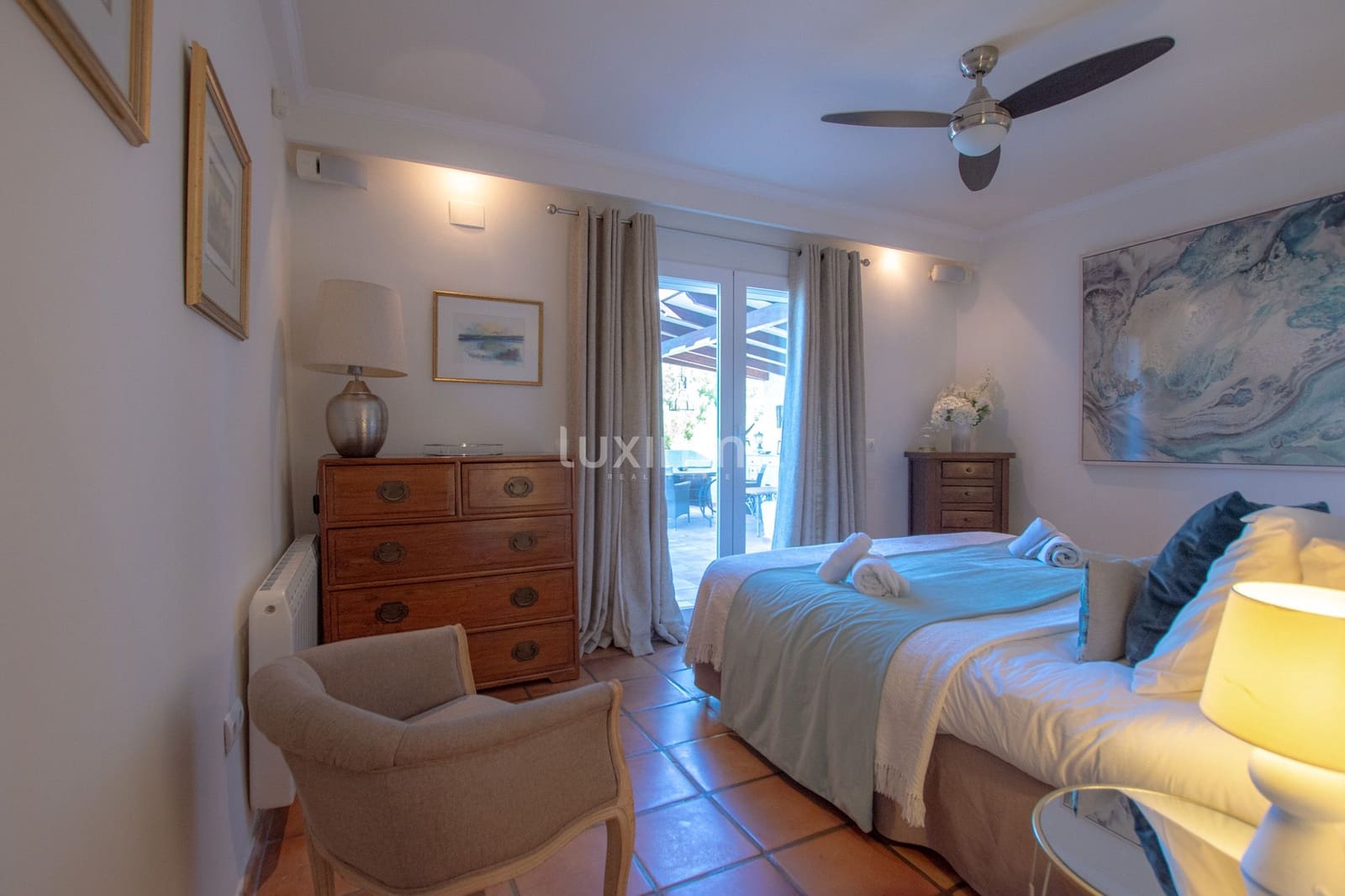 5 bedroom Villa for rent in Altea with pool garage - € 4,000 (Ref: 10155579)