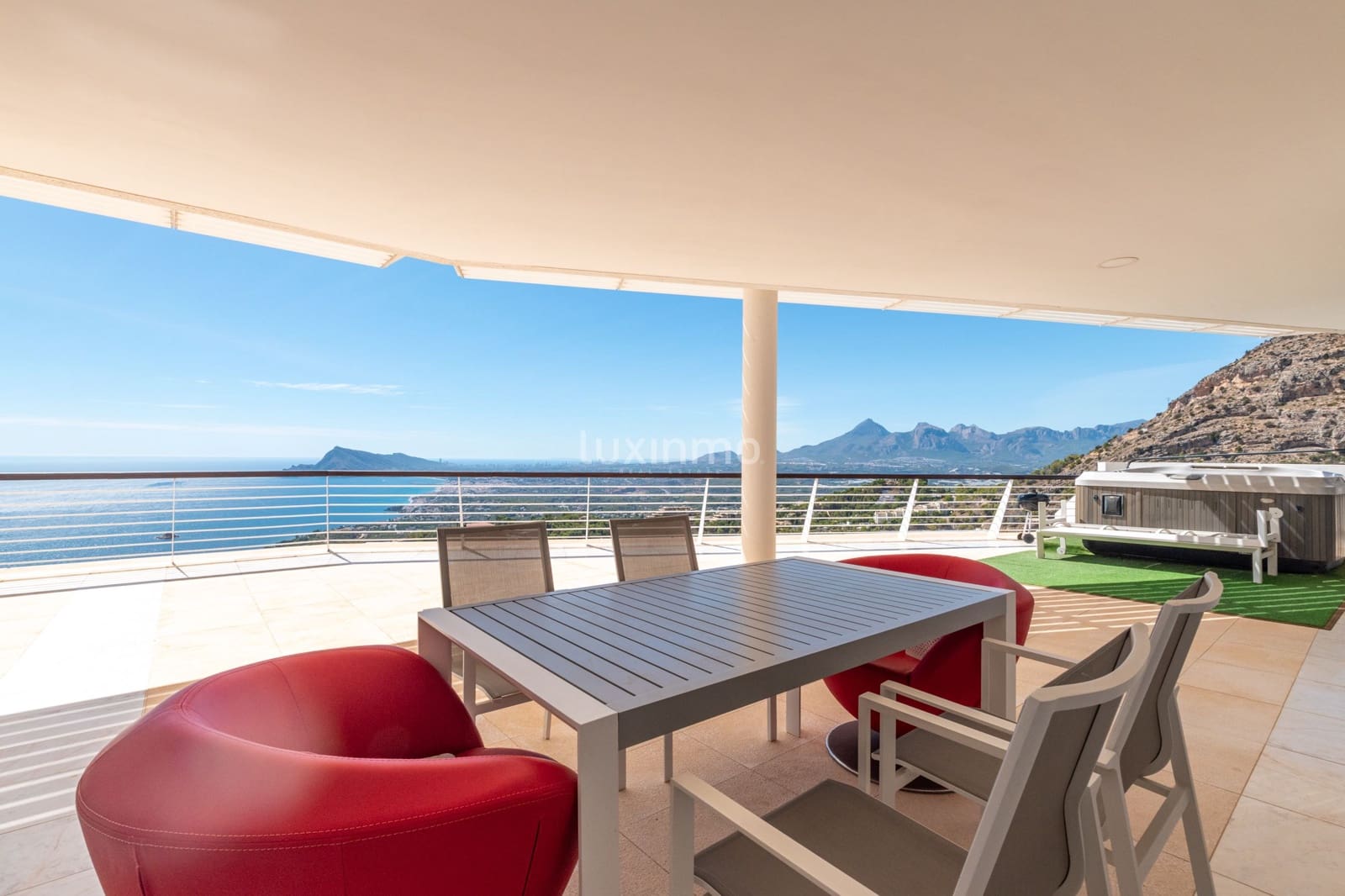 3 slaapkamer Penthouse te koop in Altea met zwembad garage - € 1.600.000 (Ref: 10156218)