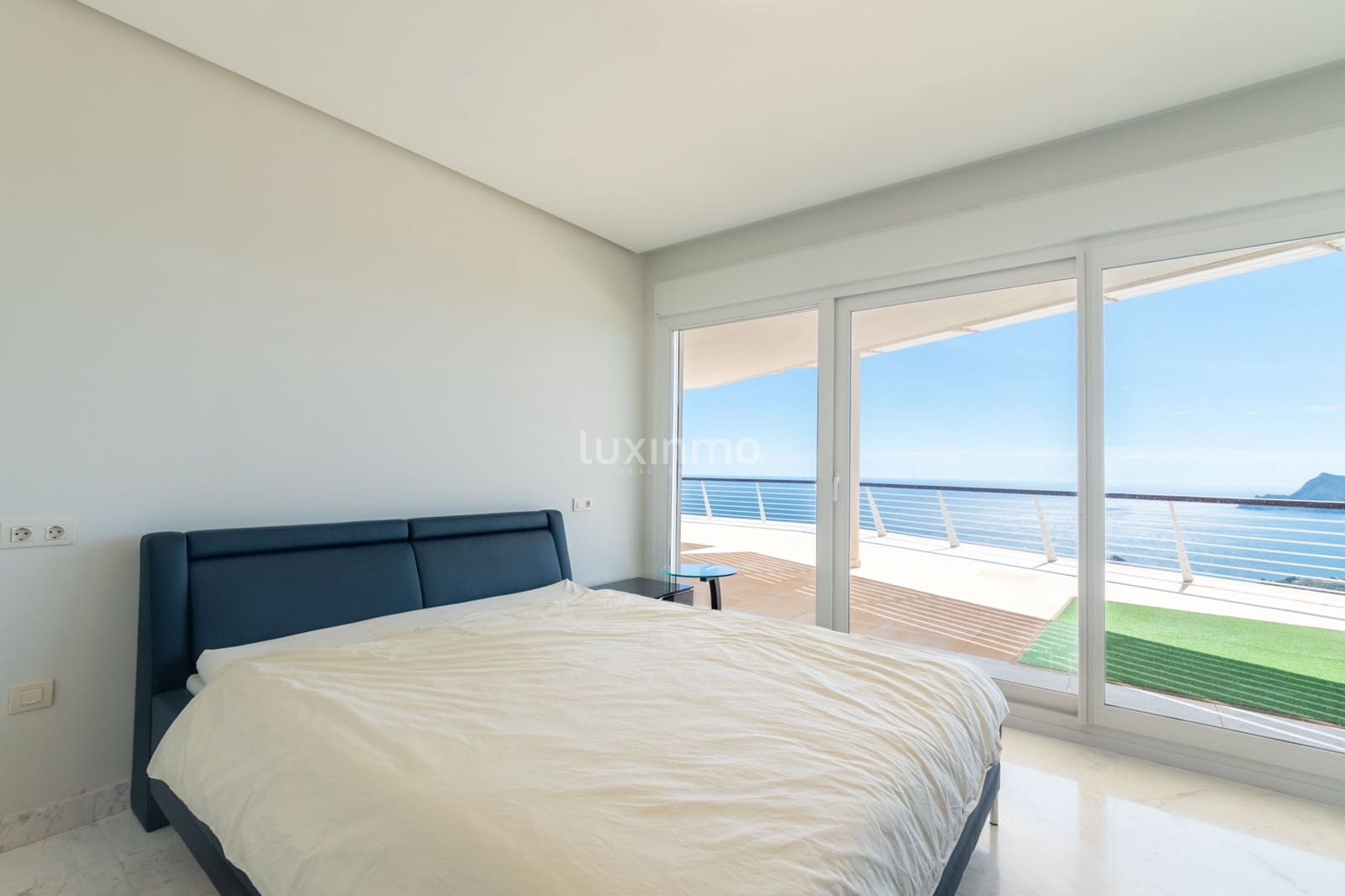 3 slaapkamer Penthouse te koop in Altea met zwembad garage - € 1.600.000 (Ref: 10156218)