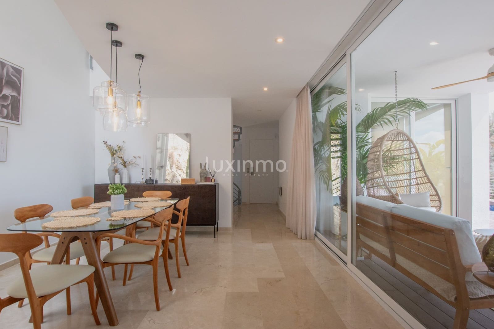 4 bedroom Villa for sale in Altea with pool garage - € 1,250,000 (Ref: 10156866)