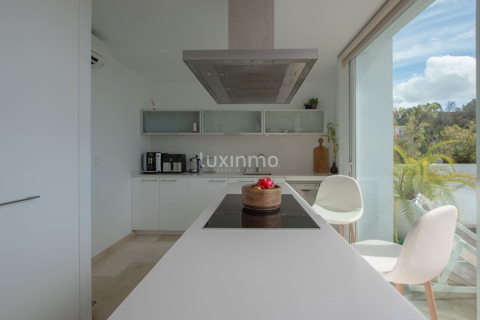 4 bedroom Villa for sale in Altea with pool garage - € 1,250,000 (Ref: 10156866)