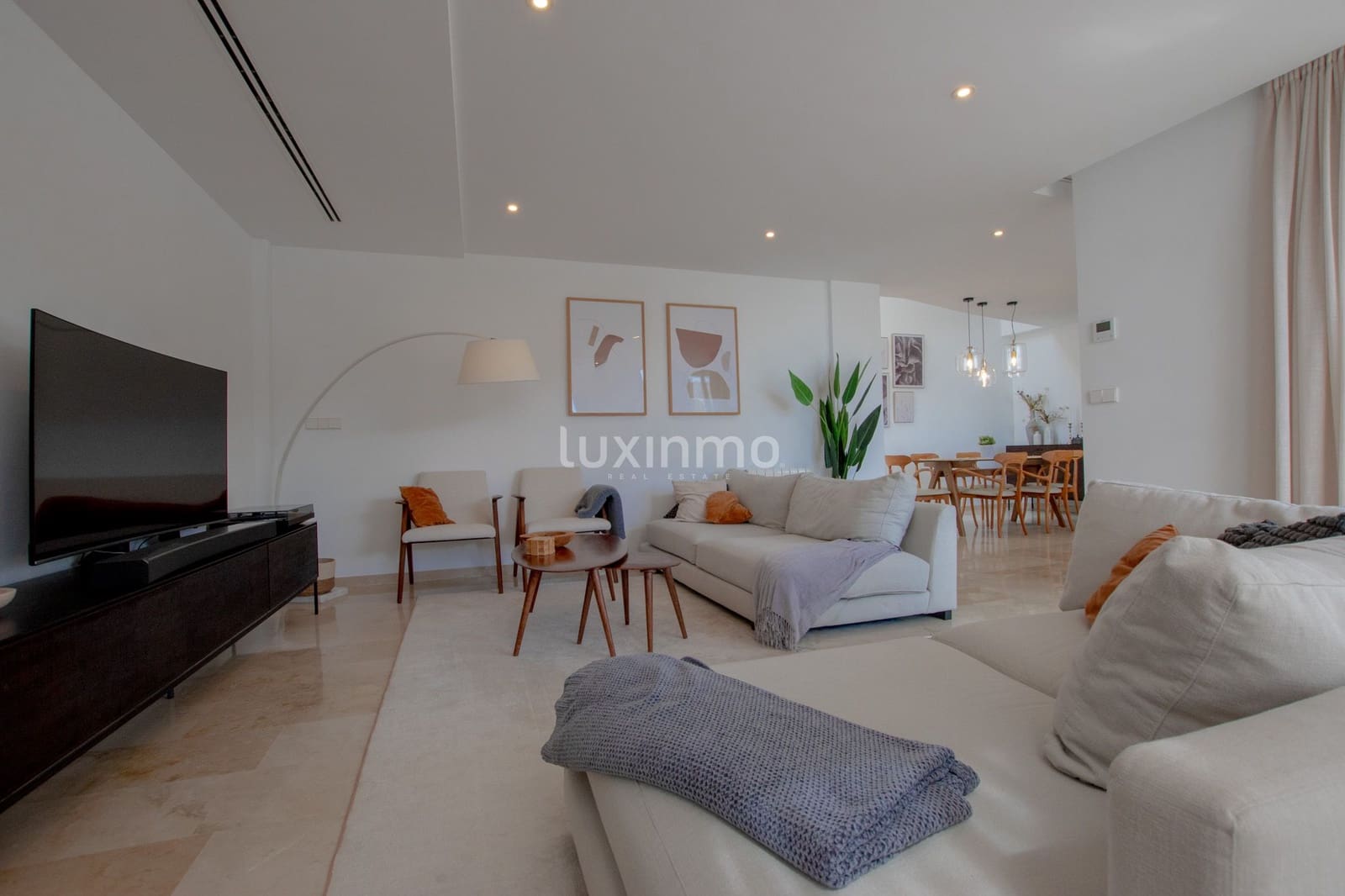 4 bedroom Villa for sale in Altea with pool garage - € 1,250,000 (Ref: 10156866)