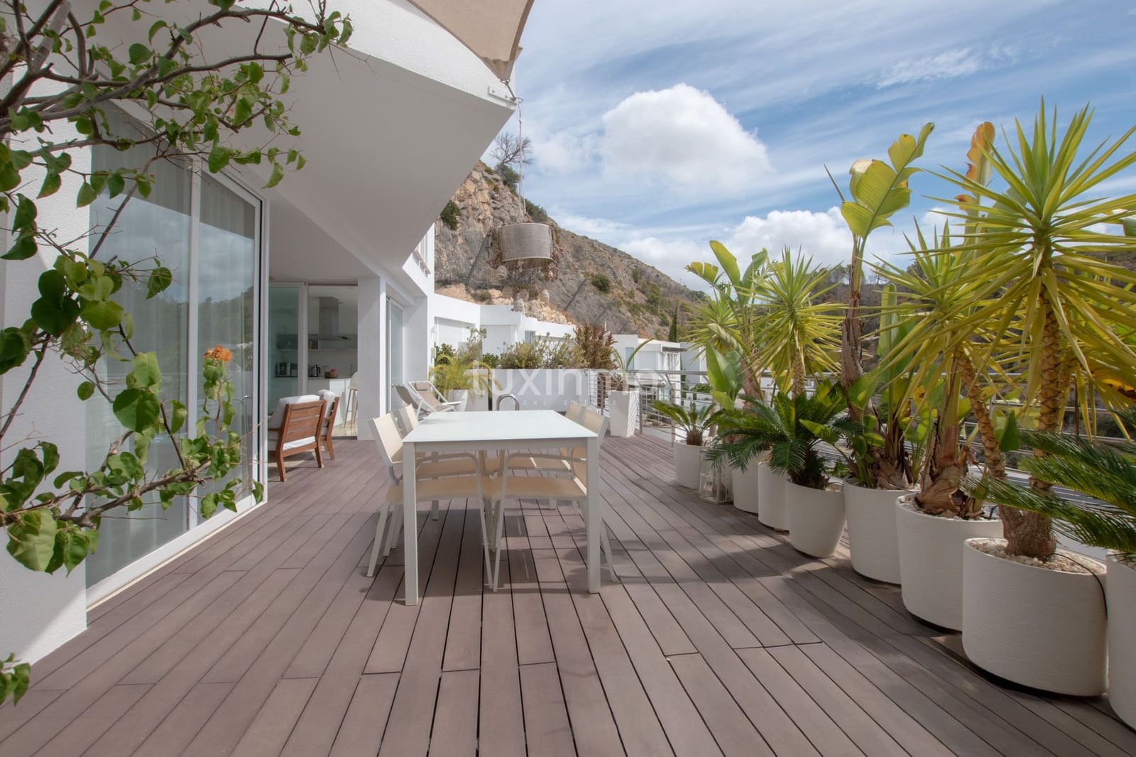 4 bedroom Villa for sale in Altea with pool garage - € 1,250,000 (Ref: 10156866)