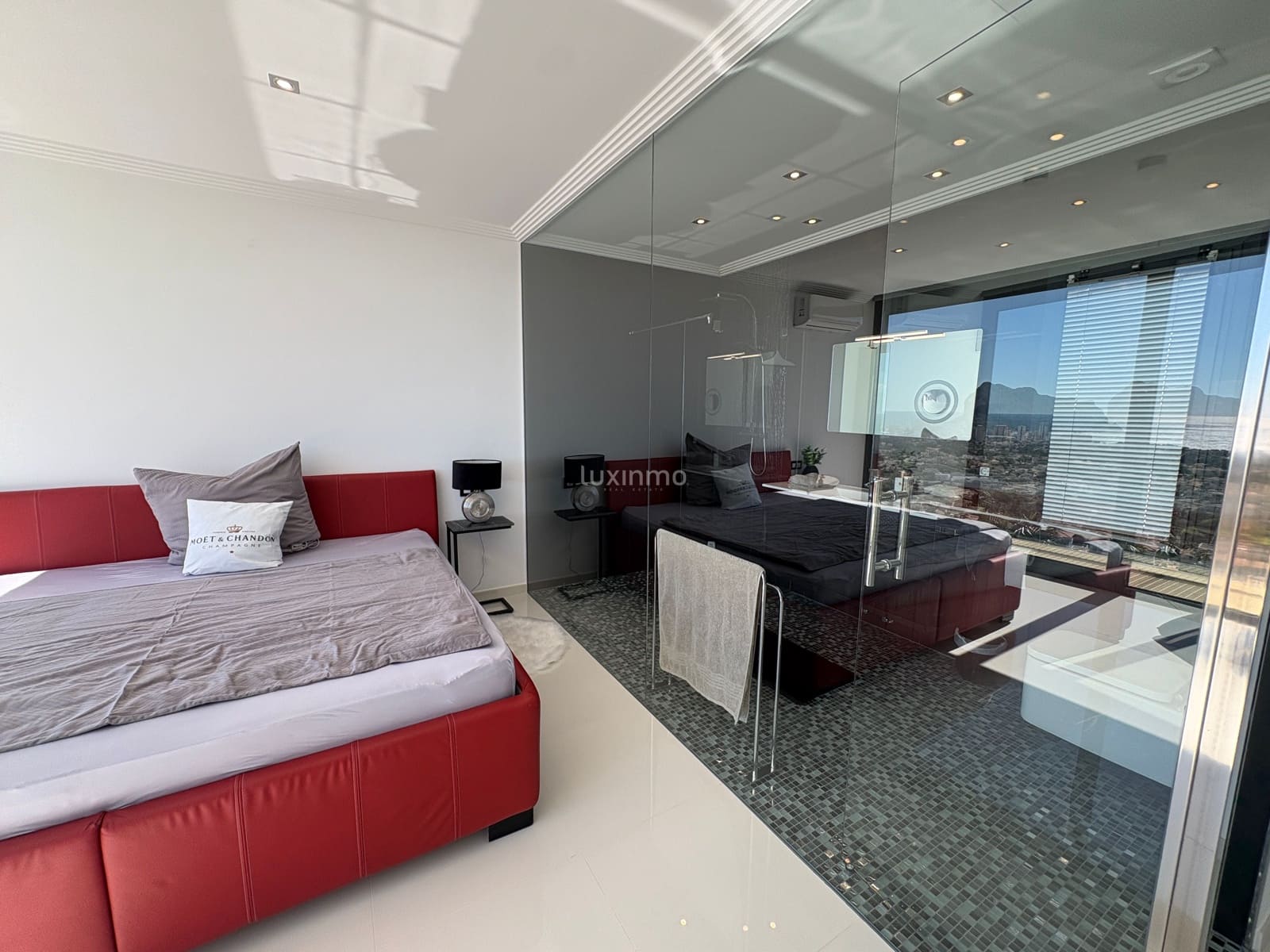4 Zimmer Villa zu vermieten in Calpe / Calp mit Pool Garage - 15.000 € (Ref: 10160650)