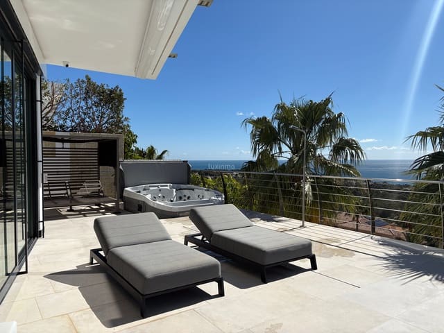4 Zimmer Villa zu vermieten in Calpe / Calp mit Pool Garage - 15.000 € (Ref: 10160650)