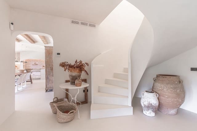 4 soverom Villa til salgs i Javea / Xàbia med svømmebasseng garasje - € 2 300 000 (Ref: 10165604)