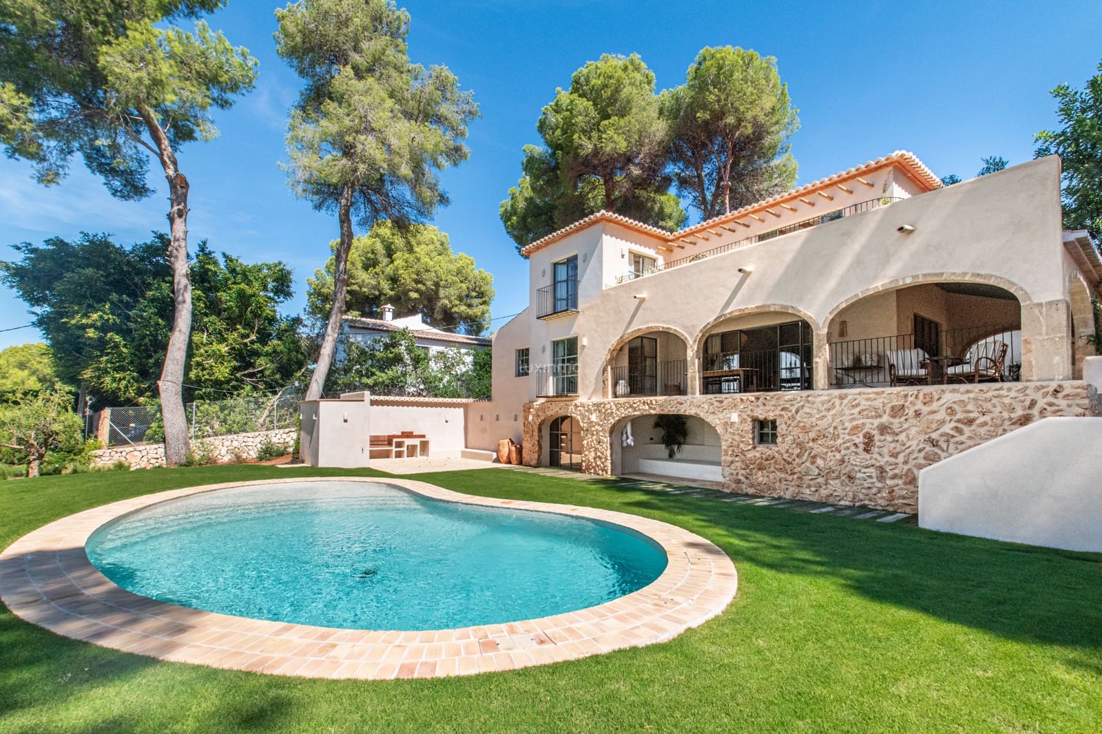 4 bedroom Villa for sale in Javea / Xabia with pool garage - € 2,150,000 (Ref: 10165604)