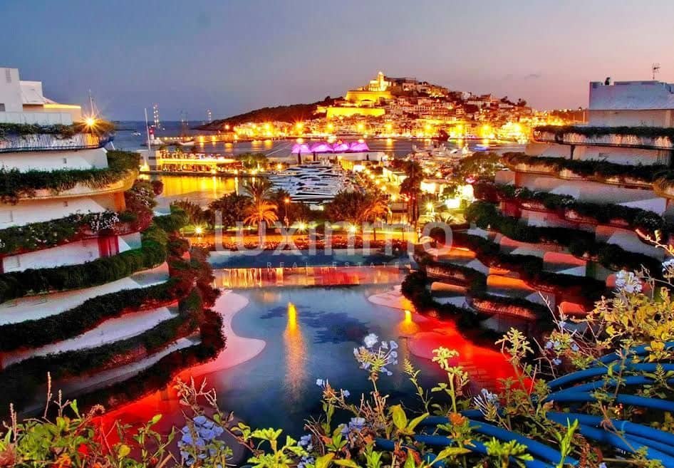 4 bedroom Apartment for sale in Ibiza / Eivissa town with pool garage - € 4,500,000 (Ref: 10167172)