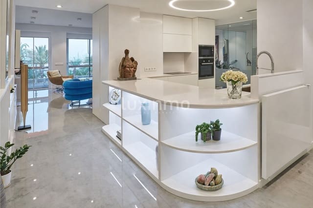 3 soveværelse Lejlighed til salg i Ensanche - Diputacion, Alicante by med garage - € 1.175.000 (Ref: 10167175)