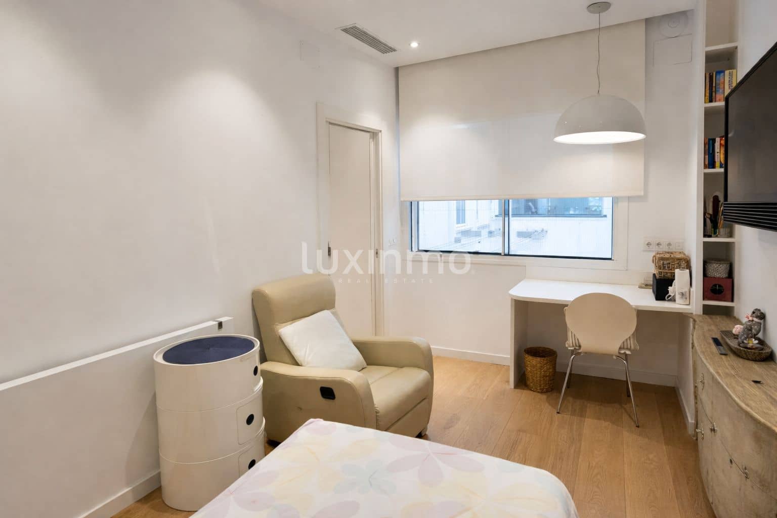 3 soveværelse Lejlighed til salg i Alicante by med garage - € 1.175.000 (Ref: 10167175)